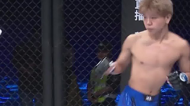 龙三格斗环球拳王巡回赛·广州站千叶琉伟VS苏郎让波