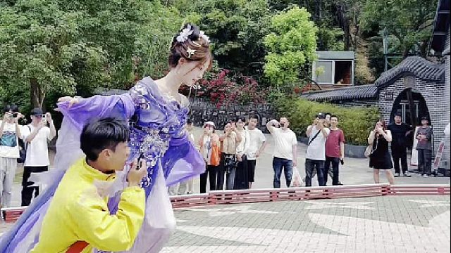 打破次元壁！人人都是百变小樱，东莞观音山天外飞仙，满心欢喜