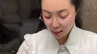打個(gè)麻將，磨磨唧唧的 竟然還是炸糊