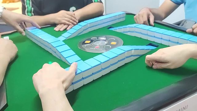 长春麻将实战牌局分享_成功自救？