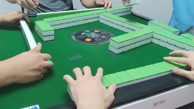 长春麻将实战牌局分享_一路选口一路错 该怎么办
