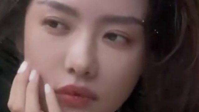 蔡文静 眼神温和淡然又真诚