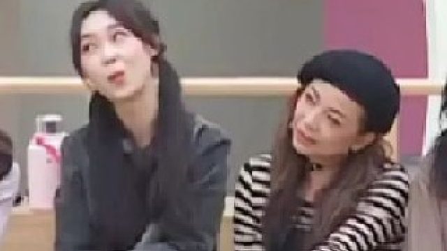 邓萃雯认证自己管乐化了