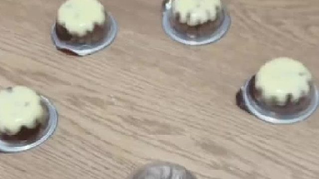 鼠鼠星球杯：一个牛奶多，一个巧克力多