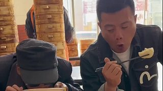 大爺百米跑多少