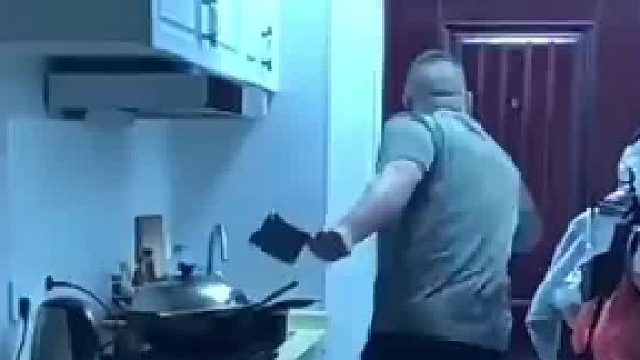 张嘴就说 不是 的，绝对有问题