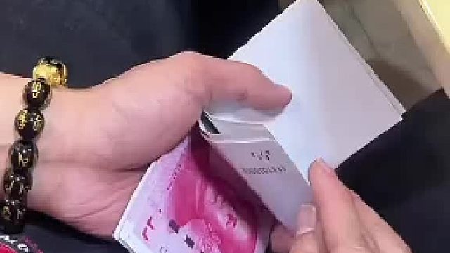 好，变出来这么多，今天你请客吧