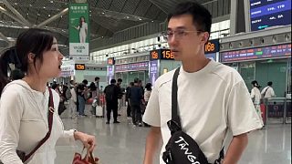 最新騙術(shù)！出門在外一定要保護好自己，請勿輕信他人！