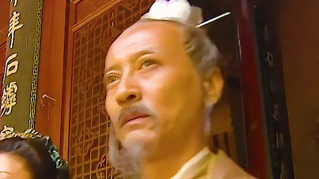 吸星大法对决少林易筋经，令狐冲独孤九剑打败岳不群