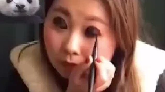 当小姐姐抬头的那一瞬间直接就破防了