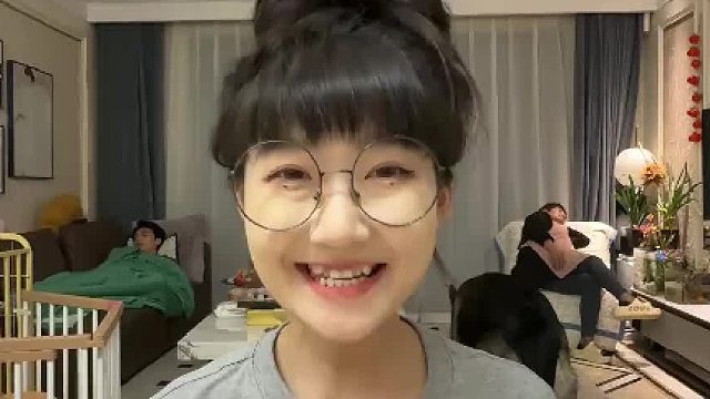 今晚只吃一盘金针菇
