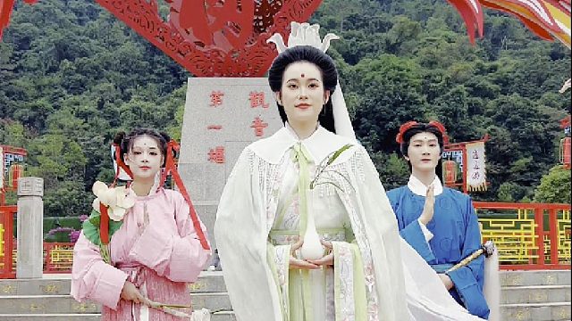 东莞观音山来了就好，这一天，陪着家人来登高许愿