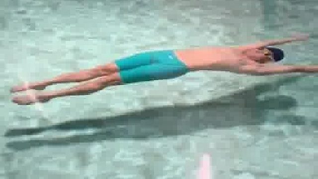 这算什么泳姿？