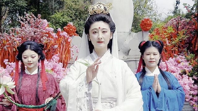 端午佳节，陪着家人来东莞观音山登高许愿，幸福安康！