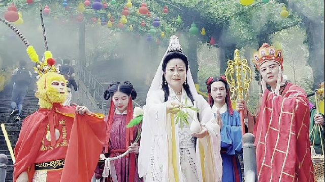 这一次，端午节陪着家人来东莞观音山游园赏景，接福许愿