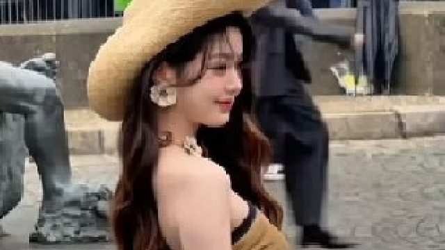 为了不出崩图能保持不眨眼，好厉害的爱豆素养