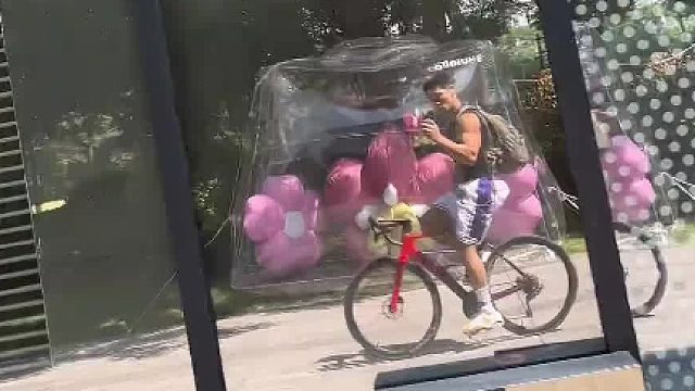 骑车莫装逼，否则…