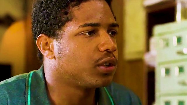 为了成为老板的顶级舔狗，他竟主动要求每天工作16小时