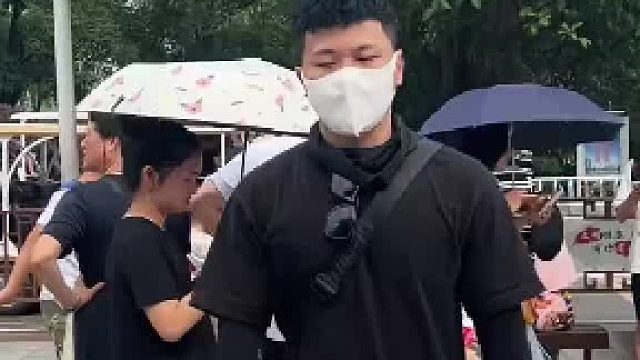 亲戚介绍了一个宝藏男孩，没想到他这么优秀，还好当初我没有嫌弃他搭公交来找我