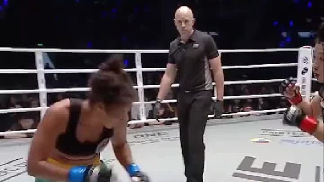 她不仅赢了还赢了人品