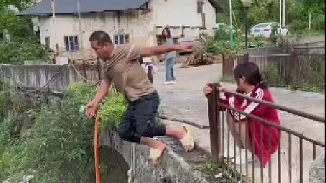 到底是不是你整我