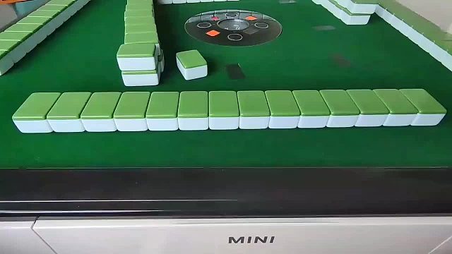 怀念麻友一缺三啦，没有麻将的日子太难熬