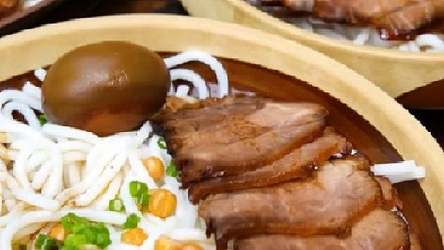 小胖最后的表情亮了！