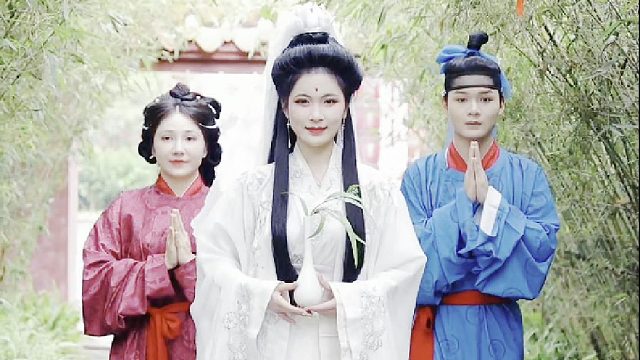 这一辈子，总要去一趟观音山吧！不求大富大贵，只求平平安安！