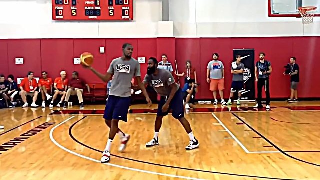 杜兰特与哈登、乔治的高质量美式单挑，三次运球打得就是简洁高效！