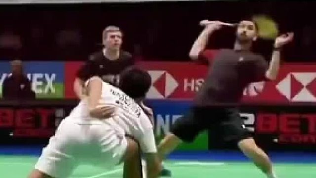 羽毛球比赛之搞笑名场面！连裁判都逗笑了，哈哈哈哈