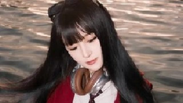 今个是闪光灯拍照