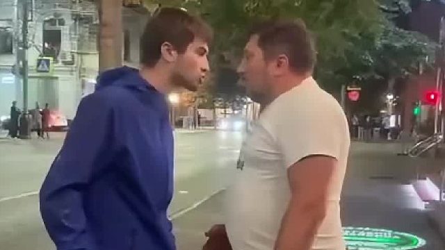 拳击手教你如何应对小混混的挑衅