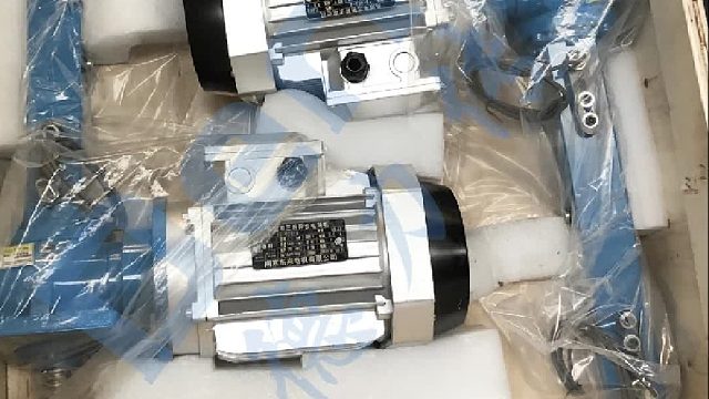 蜗轮蜗杆同步立式定制升降器