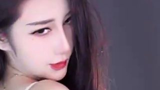 【車?yán)习迥亍磕憧粗业难劬φ娴臎]感覺嗎