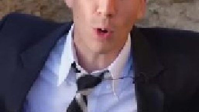 小伙挑战活埋10天，能否顺利完成挑战