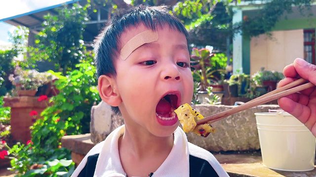 吃了半辈子的香蕉，头一次见这种做法，出锅孩子抢着吃