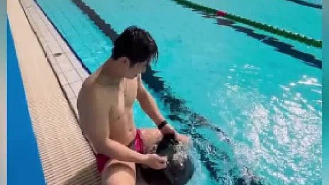 飞出来的时候我惊呆了！原来还可以这样取下来啊，哈哈！