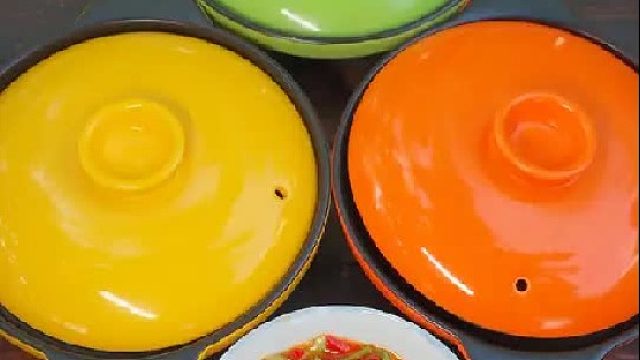 你们吃饭的时候被打过手吗？