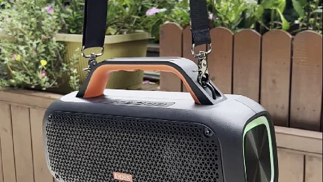 户外大功率防水蓝牙音箱