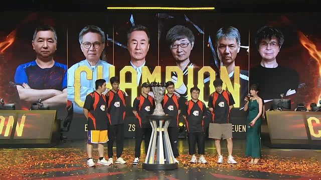 四带二夺冠后众人的赛后采访