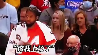 兄弟倆真逗！喬治當(dāng)眾戲弄唐斯