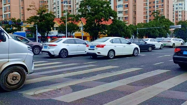 汽车脱审期限是多长？