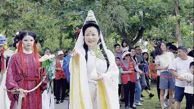 天无边，地无尽，人无常；东莞观音山来了就好，愿君岁岁平安