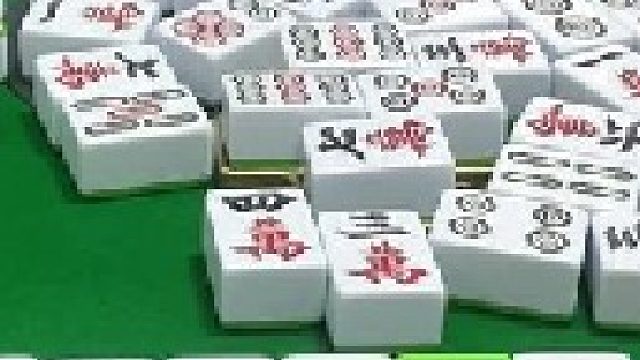 成麻换三张 四川麻将：一张没有摸好就没了。合川有不有一起玩的小伙伴