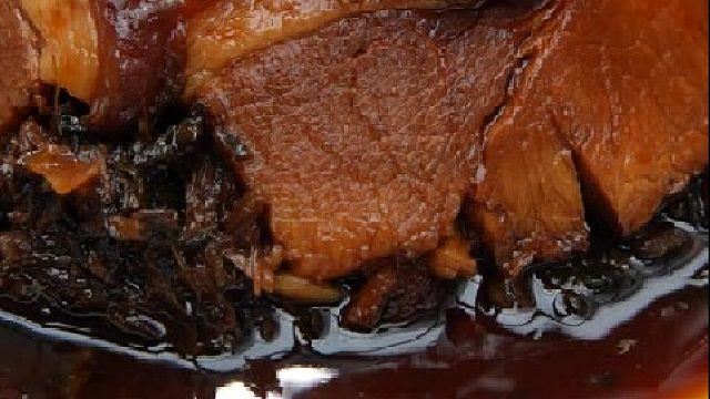 没想到隔壁南瓜的力气这么小，连大胖都扳不赢