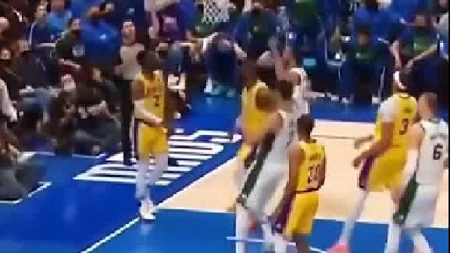 詹皇封盖惊艳屡登五佳