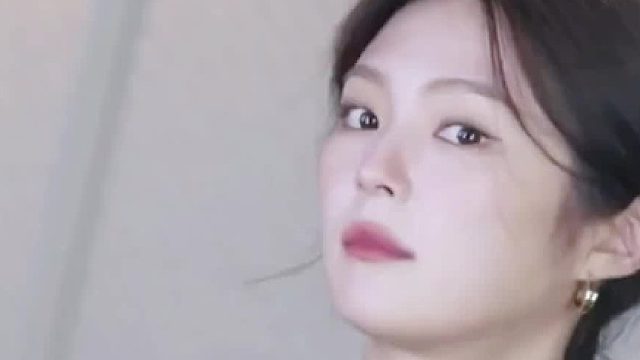寻纯粹的爱情，这里不看背景不看金钱，只靠力量与魅力吸引异性--1