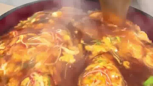 女大学生的午餐