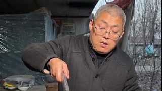 180元吃整頭脆皮乳豬