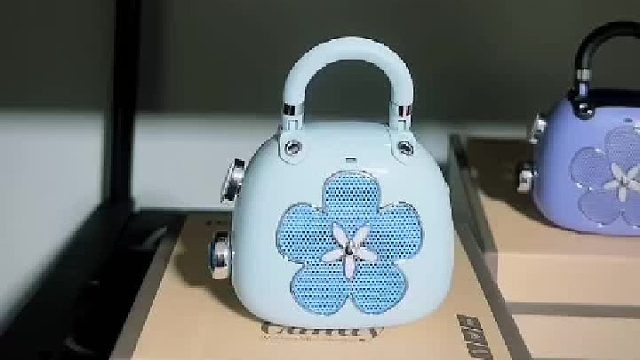 毕业礼物挑花眼？Candy 蓝牙音箱颜值音质双在线